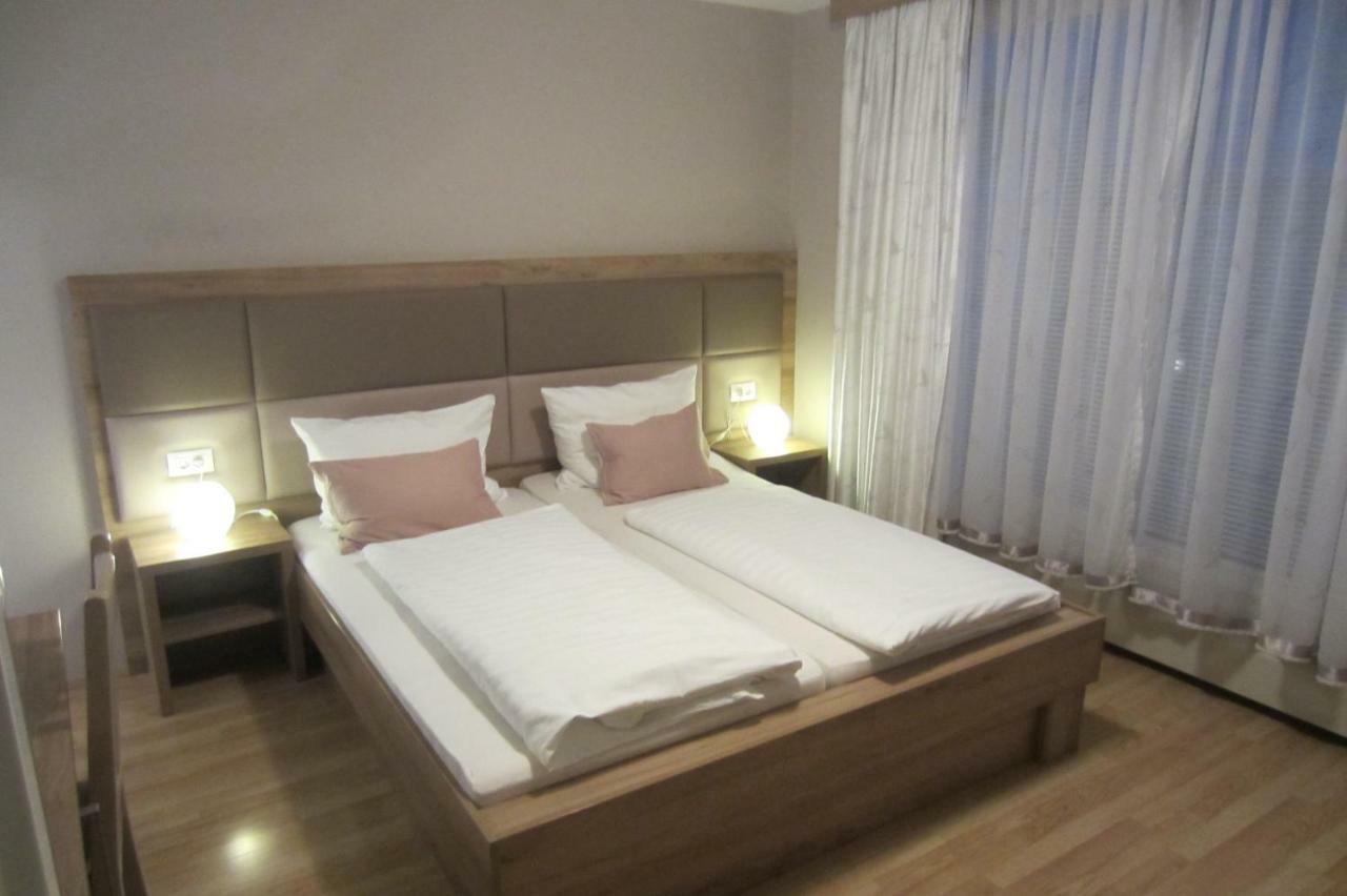 Sres Homestay *